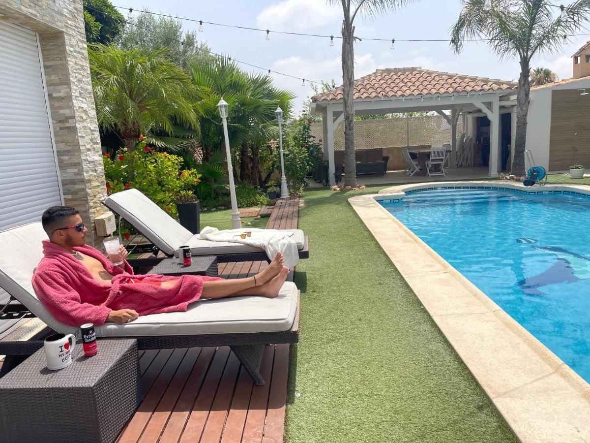 Habitacion Agregada, Suite Frente A La Piscina 2 P Habitacion No Casa Completa 圣维森特德尔拉斯佩奇 外观 照片